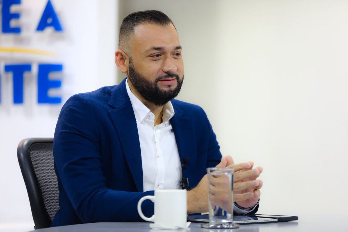 #ASILAC 🧀 "Queremos llegar al ganadero informal y se les pagará a buen precio": presidente de <a href="/AsilacSV/">Asilac</a>, <a href="/PastorLuisCruz4/">Pastor Luis Cruz FE</a>.