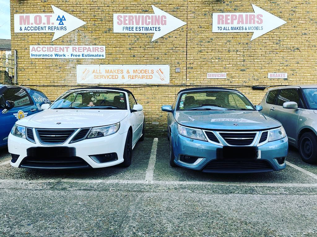 BurlingtonW3's tweet photo. Which colour are you choosing? 🤔 

.

#saab #convertiblecar #class4mot #carmaintenance #actonw3 #acton #ealing #chiswick #hammersmith #westlondon https://t.co/Ib7iF0GJGb