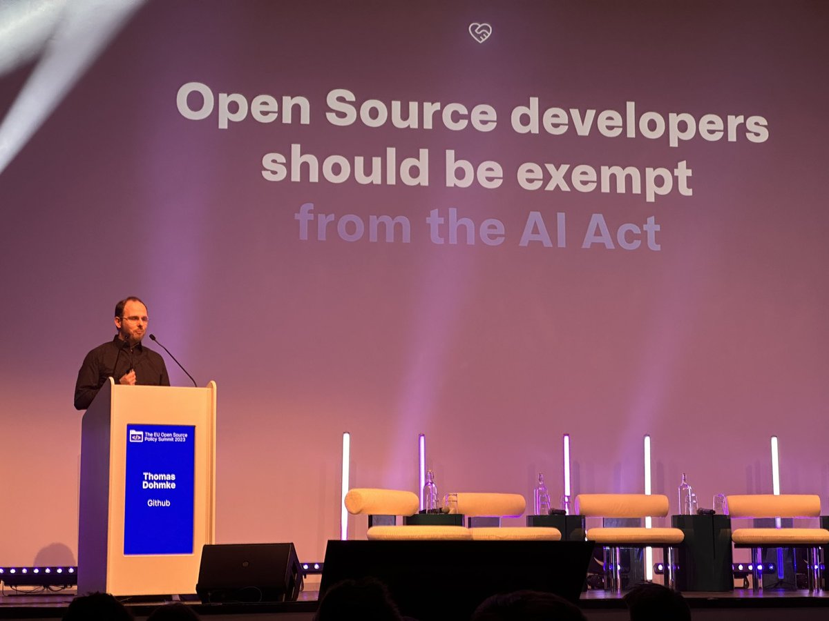 JamesALovegrove's tweet image. @ashtom CEO @github @openforumeurope #EUOpenSource Policy summit #opensource #aiact