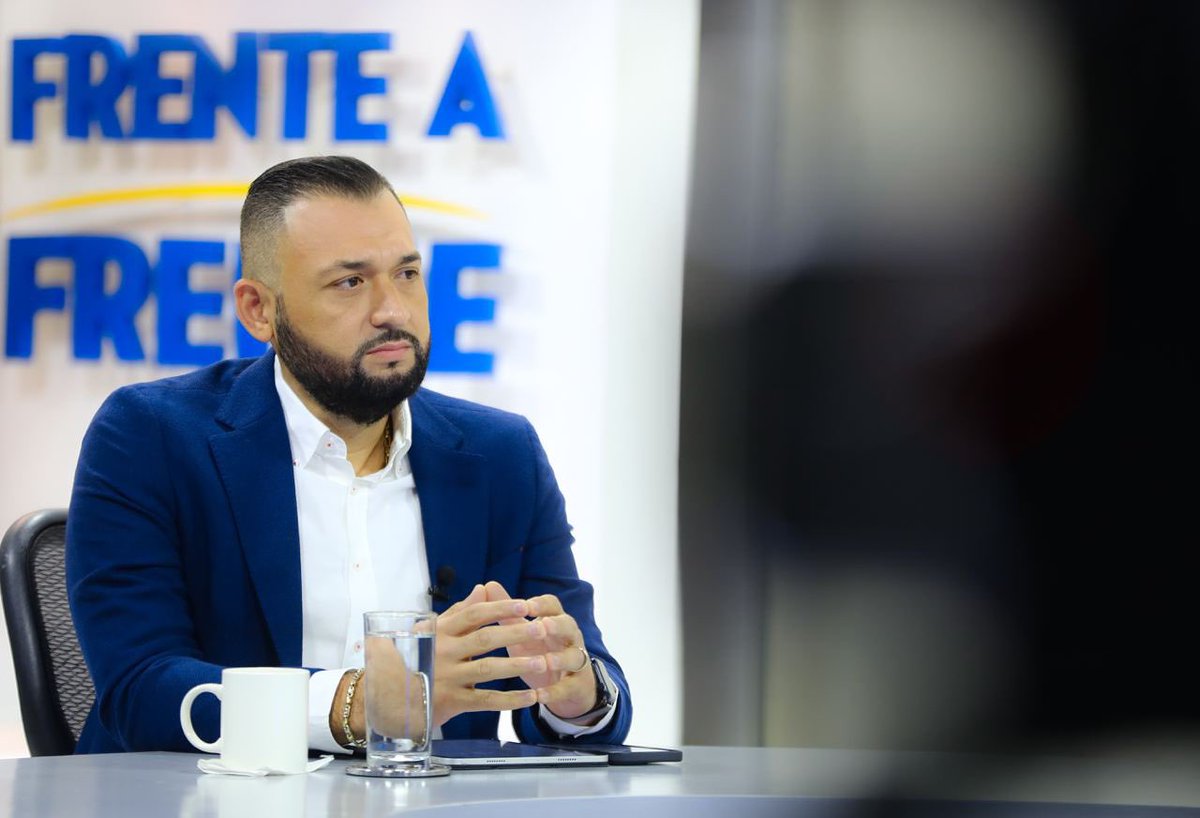 #ASILAC 🧀 "Es altísima la cantidad de consumo de leche (o sus derivados) en el país. Si activamos estas plantas podremos cubrir un buen porcentaje de la demanda nacional. El sueño es cumplir toda la demanda": presidente de <a href="/AsilacSV/">Asilac</a>, <a href="/PastorLuisCruz4/">Pastor Luis Cruz FE</a>.