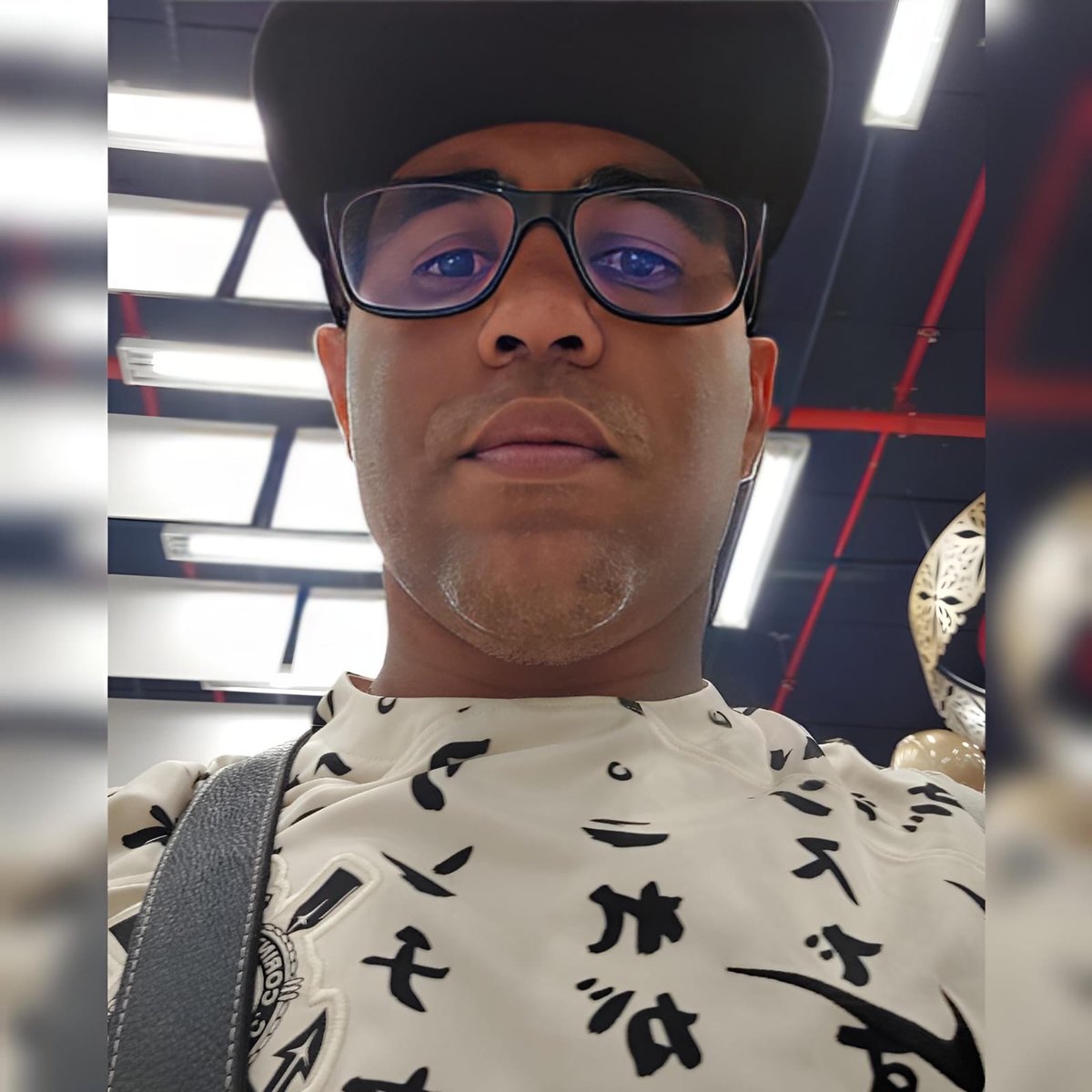 juniorgrulha's tweet photo. Trinta e treze anos, contrariando a estatística https://t.co/bNPa6MWBOa