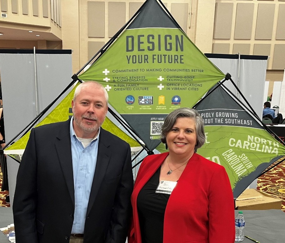 thomasandhutton's tweet image. Another career fair stop at one of our great universities in the Southeast! Thanks to @UGA_Engineering for organizing a great event. If you missed us or would like more info on a future at T&amp;amp;H, visit -ow.ly/fvmn50MIU4Z #UGA #UGAEngineering #GoDawgs #HireUGA @universityofga