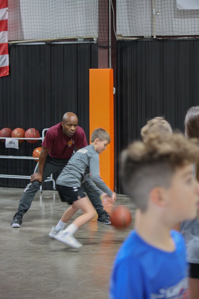 We are focused on our athletes! Let us help your baller Study the game✅
#TheStudy🏀 #basketball #TrainingandDevelopment