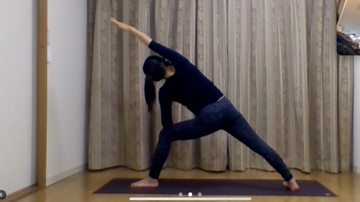 trinet_shinjuku's tweet photo. トライネット🧘‍♀️ヨガ活部のHです！
本日、LAVAのオンラインヨガの日でした。
体幹トレーニングヨガ、かなりキツイですが楽しかったです！

#LAVA
#出張ヨガ
#ヨガ活
#trinet https://t.co/71bbA9muD1