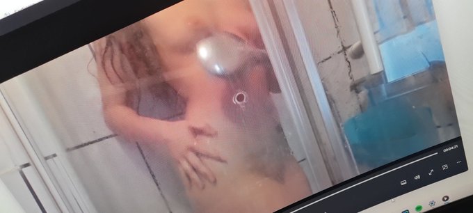 Neues Video am schneiden🫣 Cutting my new video😋  #onlyfans #onlyfansFree #showers #wet https://t.co/<a href="/tag/onlyfans"class="tags">#onlyfans</a><a href="/tag/wet"class="tags"><span>#wet</span></a><a href="/tag/showers"class="tags"><span>#showers</span></a><a href="/tag/onlyfansfree"class="tags"><span>#onlyfansfree</span></a>