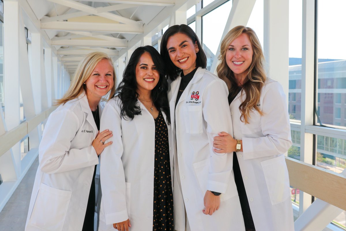 Celebrating the current amazing women #PedsICU fellows <a href="/RileyChildrens/">Riley Children's</a>! The future looks bright! #WomenInMedicine #PedsICU #HerTimeIsNow <a href="/CmRowan/">Courtney Rowan</a> <a href="/nswinger1/">Nathan Swinger</a>  <a href="/Aehanson6/">Amy Hanson</a> <a href="/rachel_gahagen/">Rachel Gahagen</a> <a href="/AnnaKegel616/">Anna</a> @jatinderdhami292