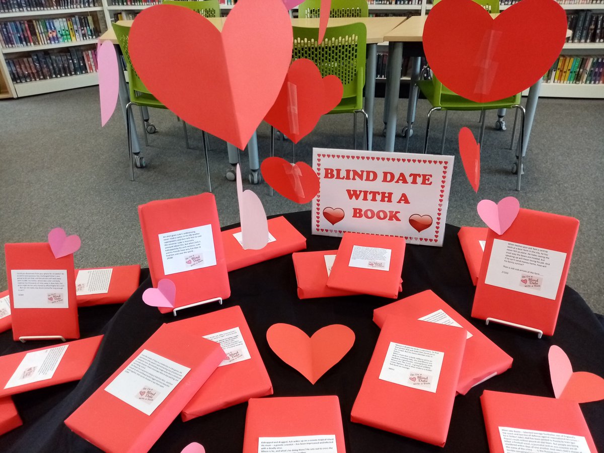 lounge_learning's tweet photo. Reading Week: our students have really enjoyed blind date with a book. https://t.co/IooQ9ywats