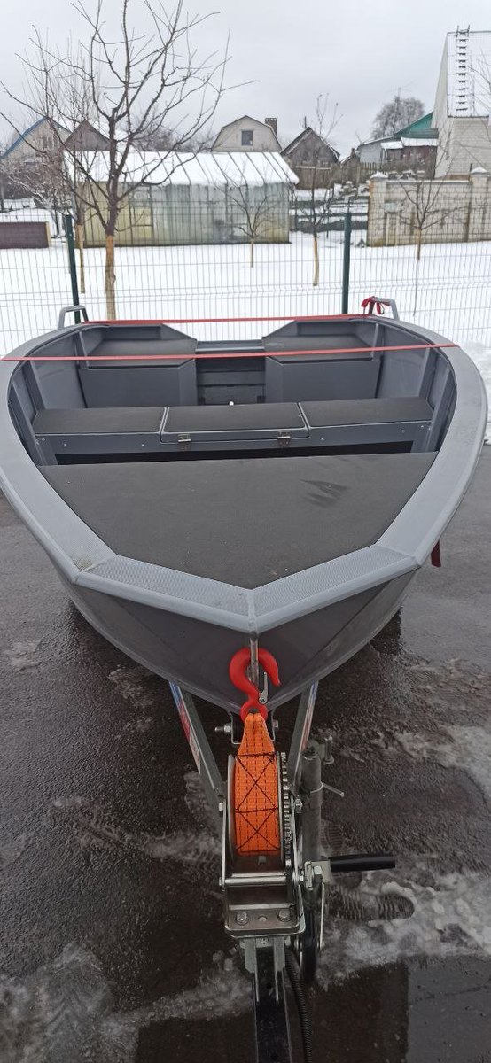 Matthew_kor's tweet photo. Today is iconic day for me... True Captain :)
#boat #crypto #happyboy #TrueCaptain https://t.co/FNX5JJzAKk