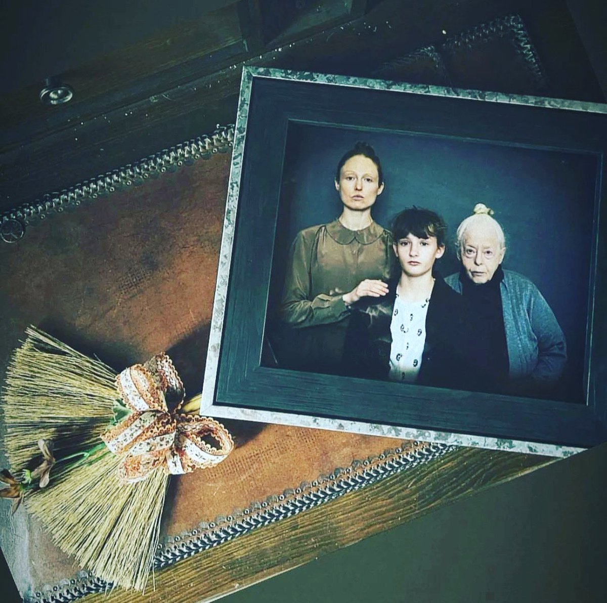 Zeus Pictures tweet media