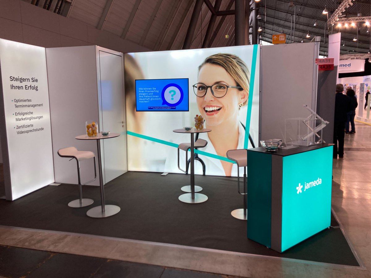 jameda_de's tweet photo. Heute startet in der @Messe_Stuttgart die #MEDIZIN. @jameda ist mit dabei in Halle 4 / Gang A / Stand 31. Wir freuen uns über den Austausch und Besuche auf unserem Messestand. https://t.co/VnRF5fxpSH
