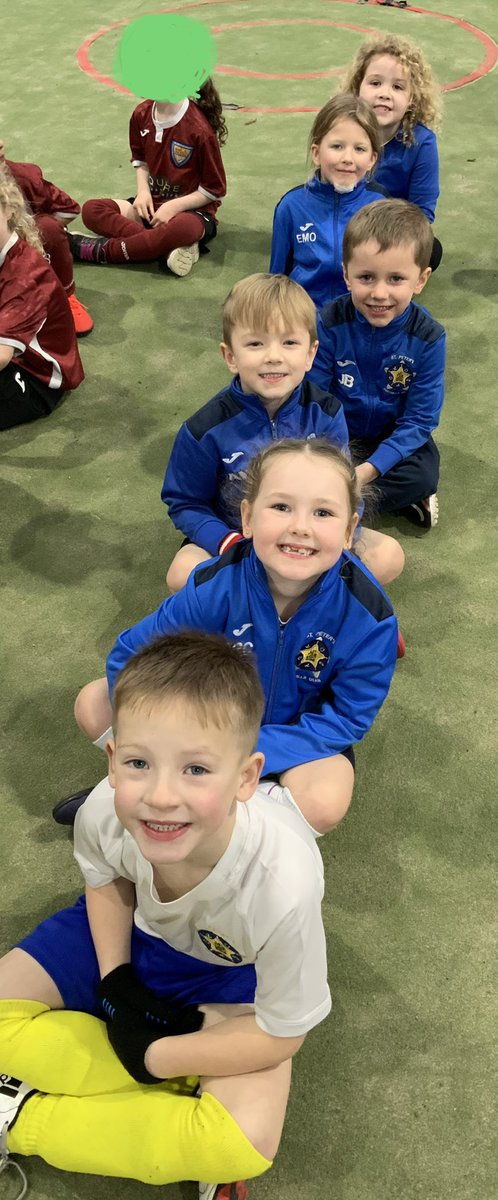 StPetersSD's tweet photo. Our Y1 football team did us proud yesterday. The boys played well as a team and even though the girls had never played football before, they gave it 100%. Well done team! 😁⚽️🌟 https://t.co/4utVdp2Hxq