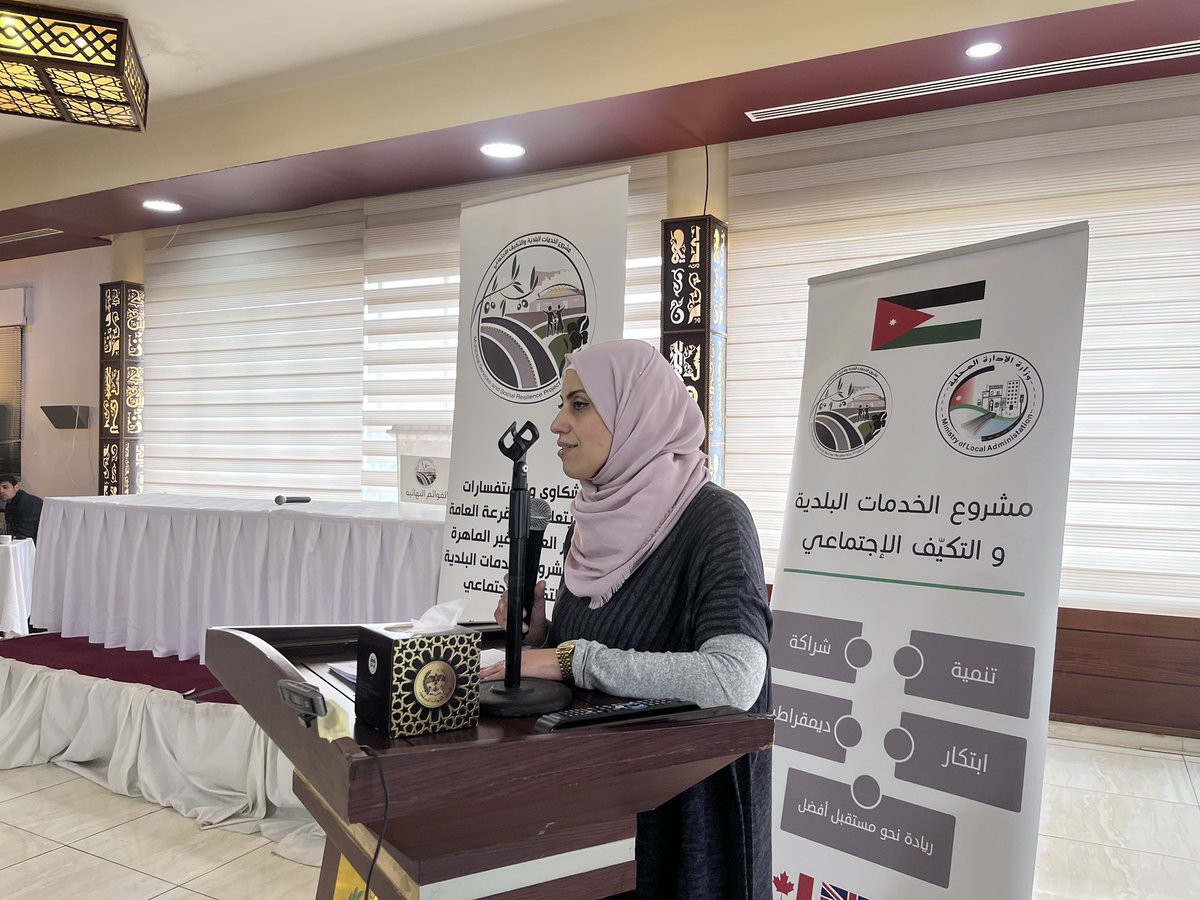 LinaAbd07822603's tweet photo. A productive day for @MSSRP2022 and Al-Zarqa Governorate, with the public lottery for selecting Jordanian and Syrian workers for the project’s #Lipw activities. mssrp aims to create over 190 k person-days of temporary jobs and over 600 permanent jobs, 60 % of which for females. https://t.co/r0X0eRq8Es