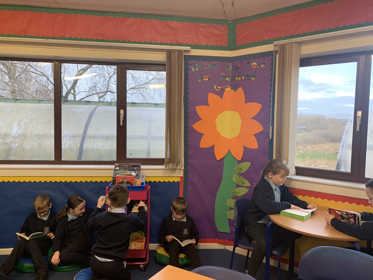 MrsOJoe's tweet photo. Reading for enjoyment today in P4/5 @stjosephsps #fiction #nonfiction @MrsCGallacher #readingaward https://t.co/ui6yNj1Mvn