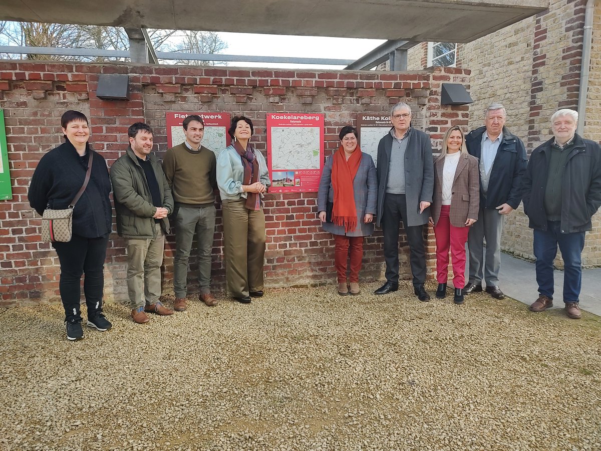 In Koekelare werd het nieuwe traject van de Koekelarebergfietsroute voorgesteld. Ontdek het gevarieerde landschap rond Koekelare en Diksmuide, en trap langs polderdorpen, erfgoedsites en korte keten-stops--> bit.ly/3DCXIAm #visitwestvlaanderen