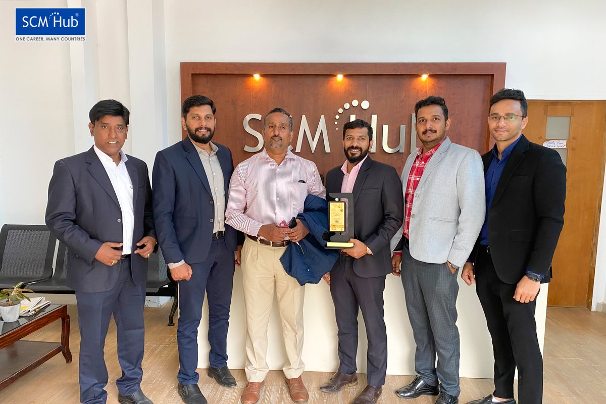 hub_scm's tweet photo. SCM Expert voice
Manoj Abraham Vaidyan from Maersk.
An eminent Air cargo logistics professional.
β
MBA β
PG Program β
Diploma β
Certificate Courses
Contact us at βοΈ +91 97443 50155/56
#SCMHubKochi #SCMHub #LogisticsInstitute #SCMInstitute #maerskline https://t.co/KwX1X3Z8A1