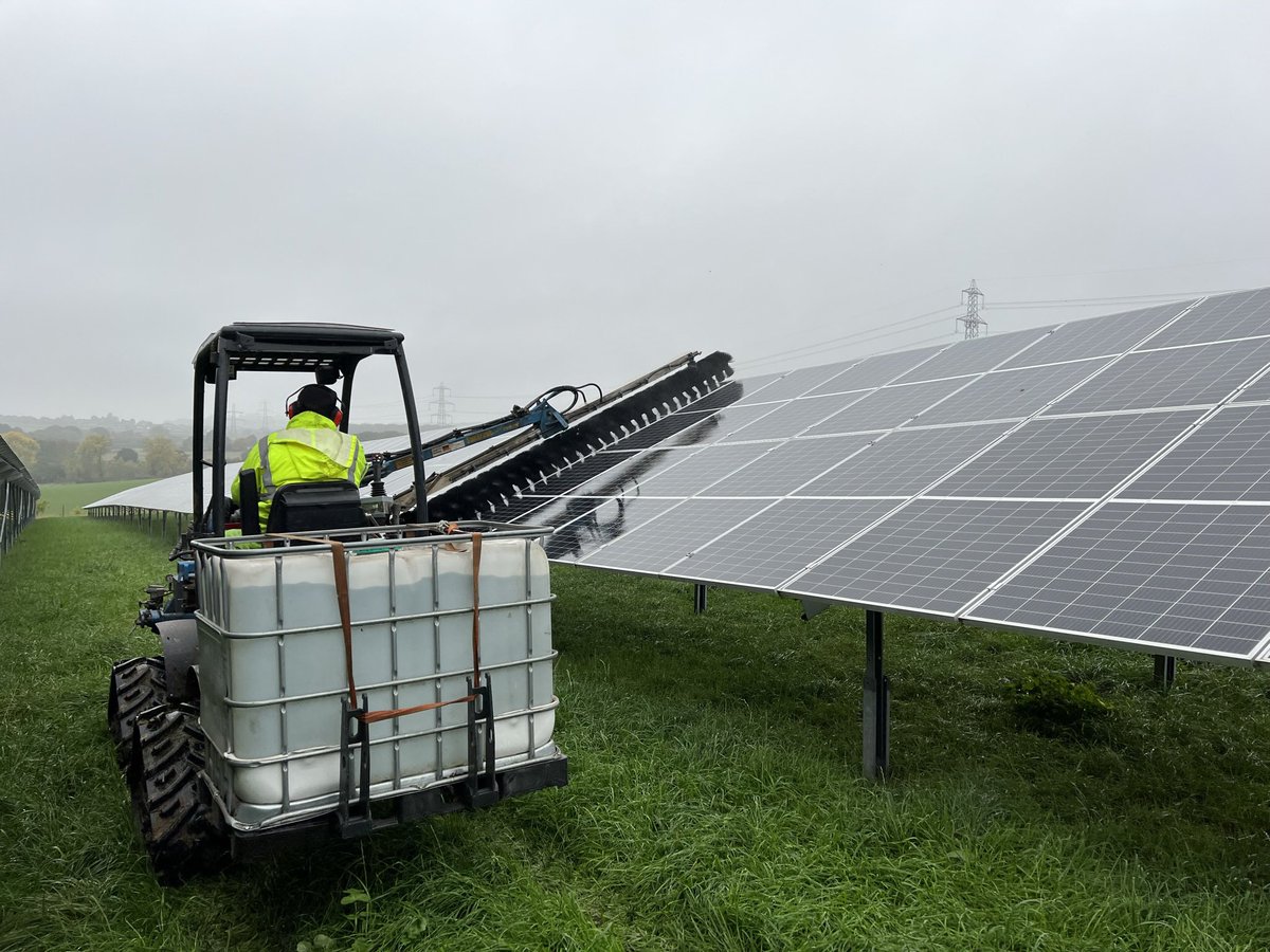 Solar Sparkle (@solarsparkleltd) on Twitter photo 