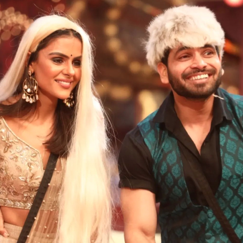 BollySpy's tweet photo. #BiggBoss16 | #ShivThakare &amp; #PriyankaChaharChoudhary.. You Two Are Unstoppable.. They Acted Out A Skit "25th Wedding Anniversary." @ShivThakare9 @PriyankaChaharO #SuperPerformance #TalentedDuo https://t.co/YE7CLLTvop