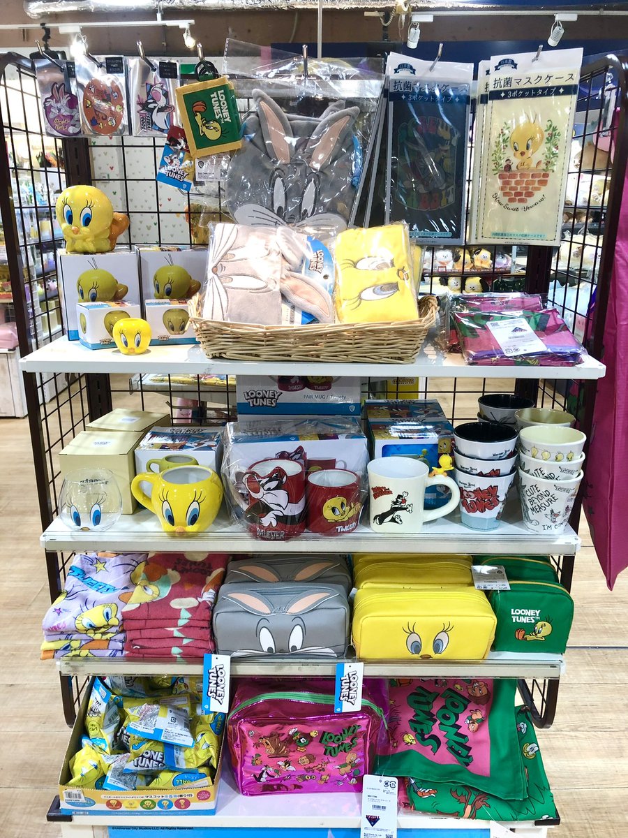 🍀キャラクターコーナー🍀 青い瞳がとってもカワイイ💕#トゥイーティー