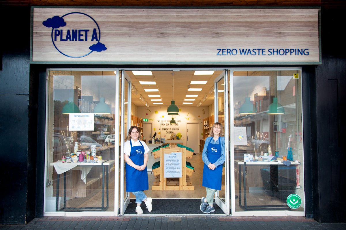 CleanCoasts's tweet photo. 3/6  @planetabray (Bray, Wicklow) want to make it as hassle-free as possible to #BreakUpWithPlastics this February and their bathroom products do just that. This zero waste store estimates they have saved 3000 new plastic bottles, 10,000 new plastic packets since opening. https://t.co/raJWiPmQ7j