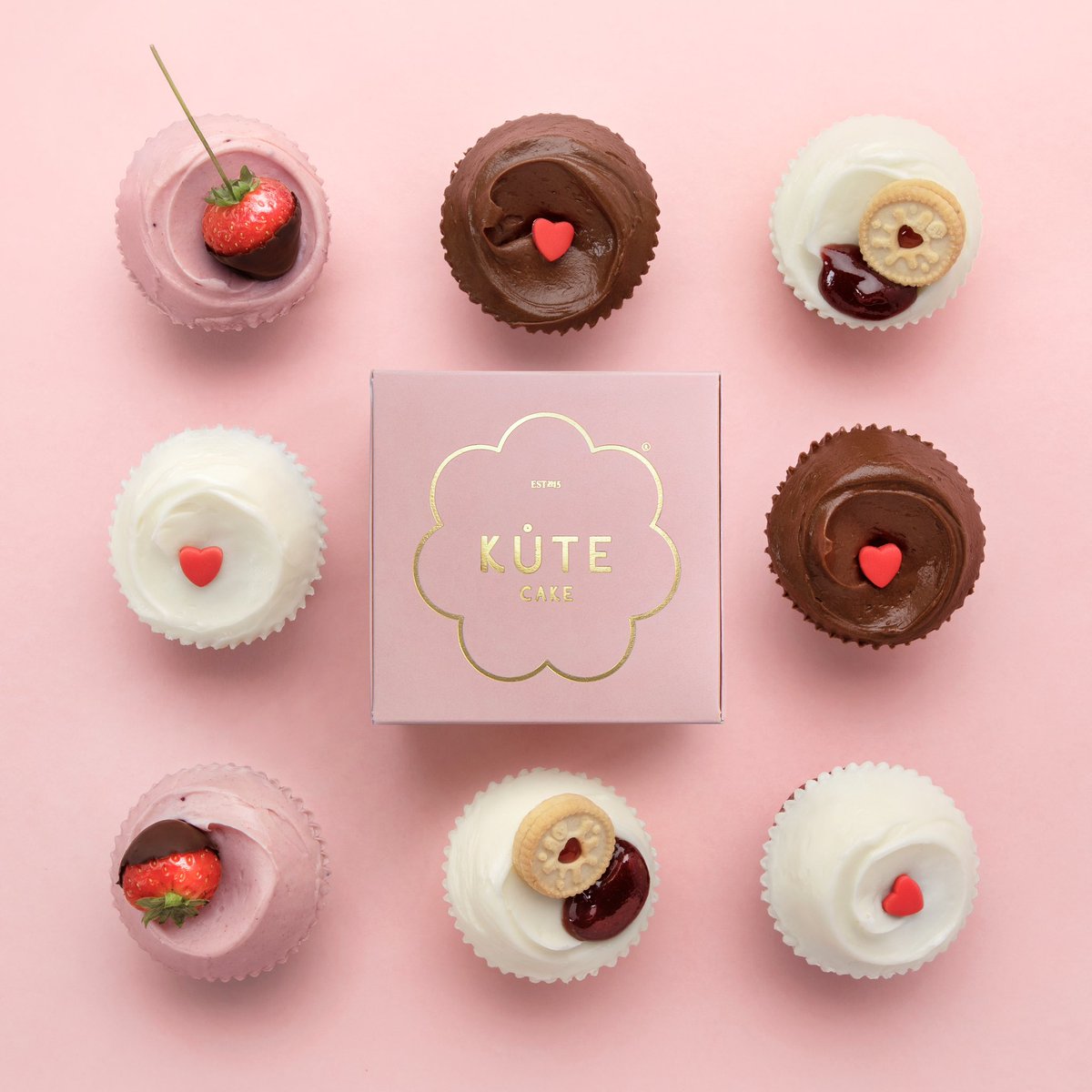 KuteCake's tweet photo. Valentine's cupcakes. Now available on our site ❤️❤️ #cupcakes #valentines https://t.co/NmRZpTB0M8