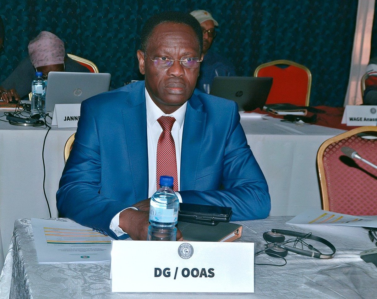OOASWAHO's tweet photo. @OoasWaho's staff &amp; focal points in @ecowas_cedeao Member States met this week under the leadership of the DG.

This Retreat aimed to evaluate our actions, discuss challenges, define perspectives &amp; take resolutions in order to be more efficient in achieving the assigned mission. https://t.co/Whs8ooaXg5