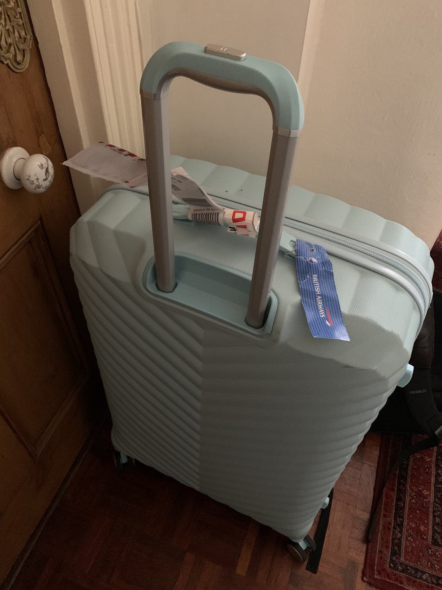 This is bizarre but when flying back from Jerusalem my bag got lost, then <a href="/British_Airways/">British Airways</a>    delivered the wrong bag to me

I’ve found mine but BA are refusing to take this other suitcase back 🤷🏾‍♂️

So some poor passenger is missing their clothes! Twitter help me find them?