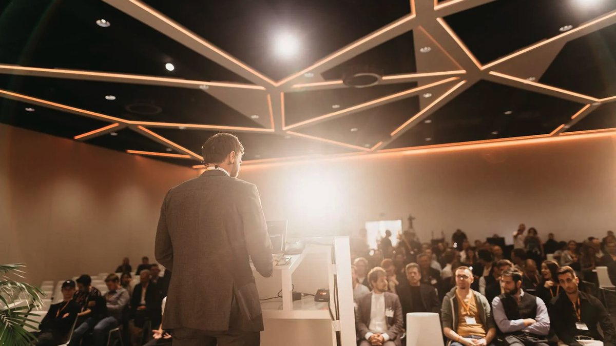 freecitiesfound's tweet image. *** SAVE THE DATE ***

We've secured an extra special venue for this year's Liberty in Our Lifetime Conference.

Saturday 14th &amp;amp; Sunday 15th October 2023 at Empire Hall in Central Prague.

For a flavour of our 2022 event watch this: tinyurl.com/yc24bvhf