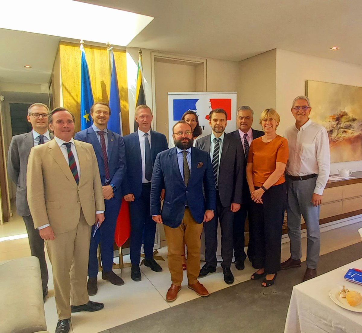 FranceCapeTown's tweet photo. Thanks to Alderman JP Smith for taking the time to present the safety and security priorities of the @CityofCT, to the European Consuls in Cape Town. @EUinSA https://t.co/FistouM3hk