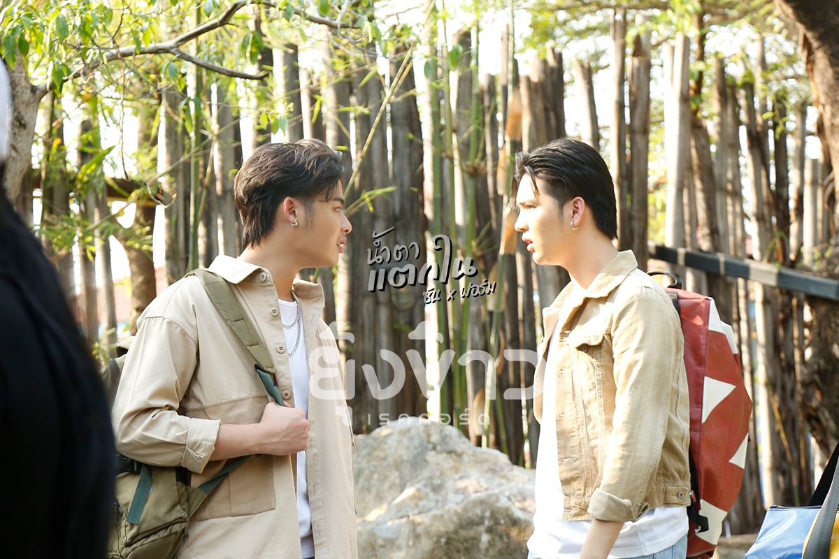 yoongkaowp23's tweet photo. เตรียมกระดาษทิชชู่ไว้ให้พร้อม แอดมินแอบมาสปอยว่างานนี้มี "น้ำตาแตกใน" แน่นอน‼️ ครั้งแรกกับซิงเกิลคู่ ตามคำเรียกร้องคู่จิ้น ซัน-ฟอร์ม ต้อนรับวันวาเลนไทน์นี้ ต้องบอกว่ามีอะไรมากกว่าที่เห็นแน่นอน 
ฟังพร้อมกัน 14 กุมภาพันธ์นี้ #ซันฟอร์ม #ซันวงศธร #ฟอร์มชลพิพรรธน์ #ยุ้งข้าวเรคคอร์ด https://t.co/ekgTYSfOOF