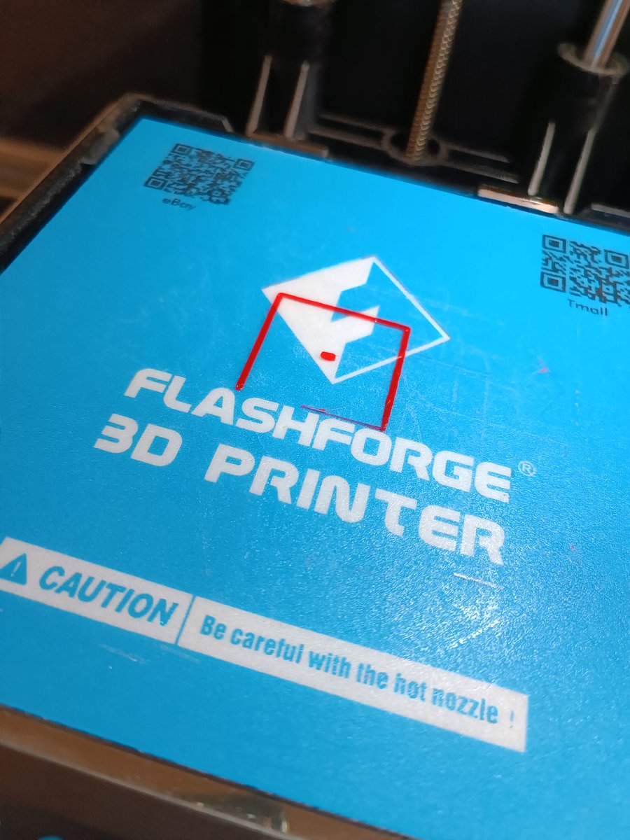 classedesmakers's tweet image. Qui peut aider notre camarade à trouver une solution à son problème ? #fablabalecole