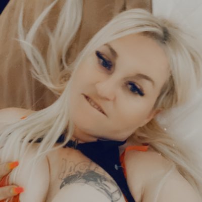 AddictiveChanel's tweet image. #NewProfilePic