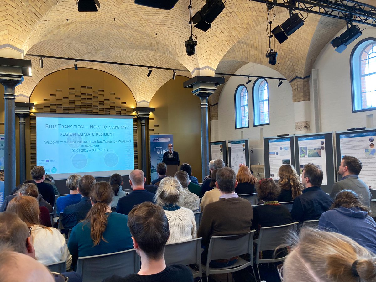 st_vii's tweet photo. Another new project kicking off 💨
@NorthSeaRegion #BlueTransition is bringing together @VMMbe & @MijnNatuurpunt with 22 other partners to better link and integrate #water and #soil management in urban, agricultural and natural areas 🧑🏽🌾🪱 https://t.co/Kgc8PTNoJx