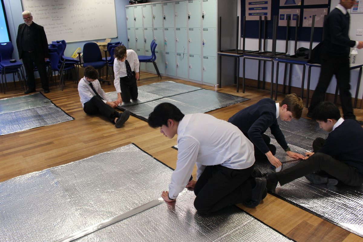 WhitgiftSchool1's tweet photo. Yesterday, volunteers from the Fourth Form helped assemble lightweight and insulated shelters for one of the main charities Whitgift supports, Sleep Pod.  All the pupils involved had great fun, and it was wonderful seeing so many boys involved! #Whitgiftcharities https://t.co/2krvLtAdnh