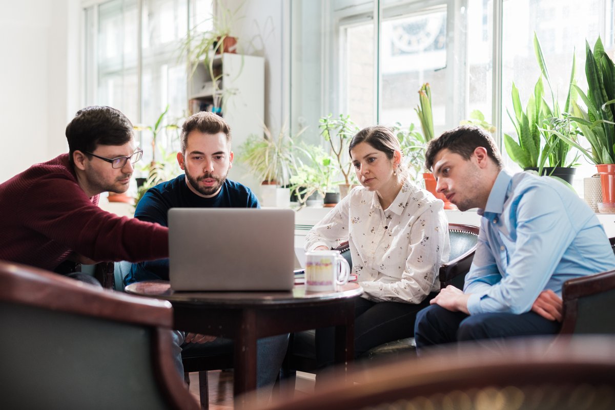 Calling all future biophysicists! A PhD position is available in the Bell Lab (<a href="/LMCB_UCL/">UCL Laboratory for Molecular Cell Biology</a>, <a href="/UCL_IPLS/">UCL IPLS</a>). Join an interdisciplinary team developing cutting-edge single-molecule techniques to study the biophysics of DNA structure and repair. Details here: bit.ly/3HwlhMH