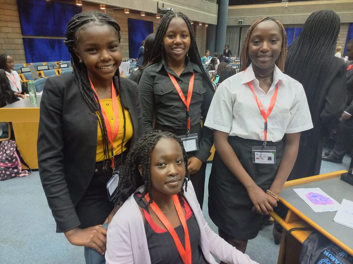 Greenstedschool's tweet photo. The delegates in the Ecology committee have presented their resolutions. We are proud of our MS-MUN (Middle School - Model United Nations) ambassadors.
#msmun
#gisonline
#modelunitednations
#passionandpride https://t.co/1AS34mqVEt