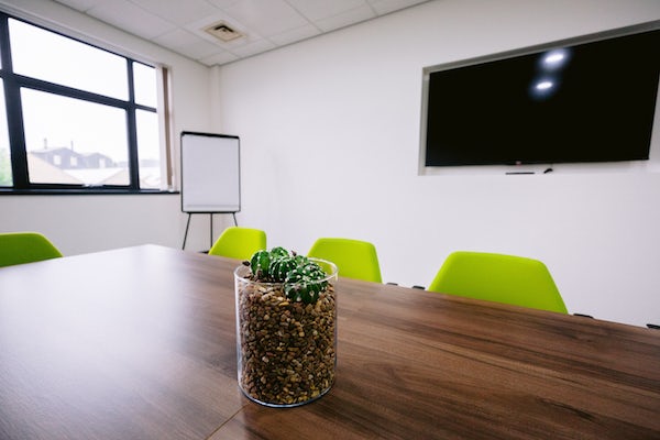 Fresh and seasonal food for your next business lunch...

Enjoy it in the Hub26 lounge or in your private meeting room! 👇 
hub26.uk/meeting-rooms

#Hub26 #HubLife #M62 #Coworking #Meetings #Catering