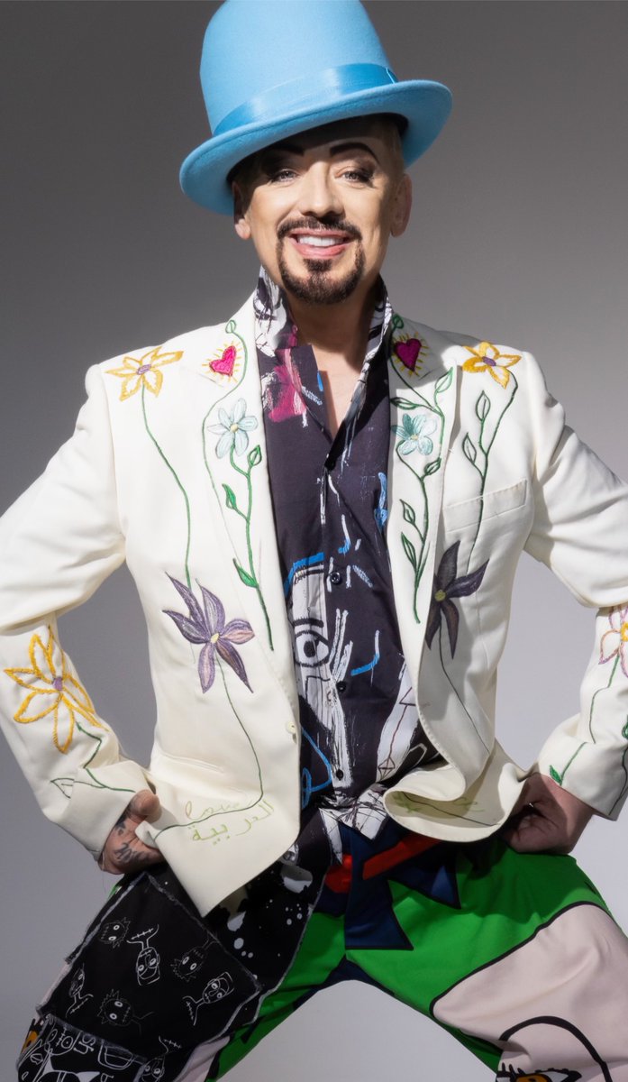 BoyGeorge's tweet photo. I'm not a bad person because people have lied about me but no one likes self pity so I hold my head High. They told me this place was civilised and I have to believe them even though the evidence suggests otherwise! https://t.co/qRVqhnIbwu