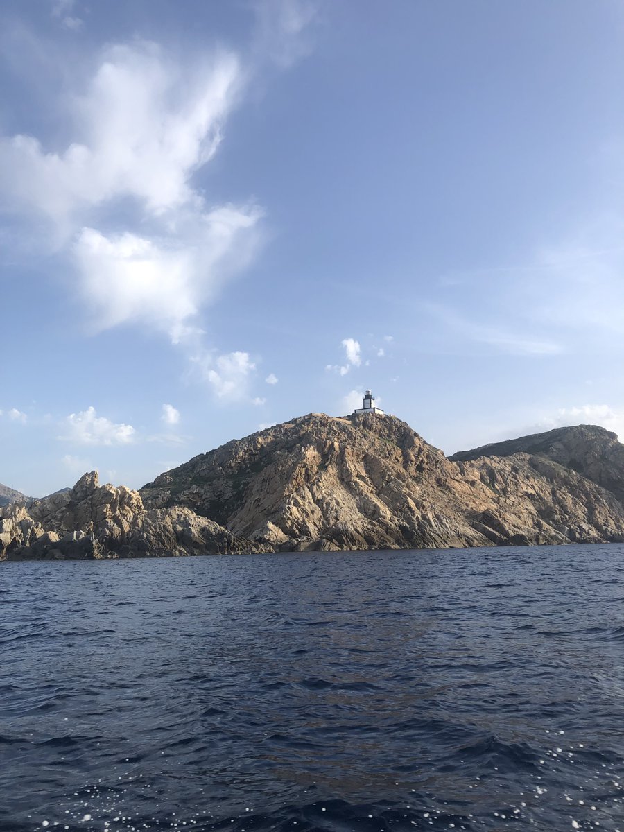 La Revellata et son phare 🌟

Si vous êtes en vacances à Calvi, c'est l'un des lieux à ne surtout pas manquer !

#revellata #Corsica #Corse #calvi #corsicabestspot #landscape #visitcorsica #corsica_photos #labellecorsica #belle_corse_ #corsicalandscapes