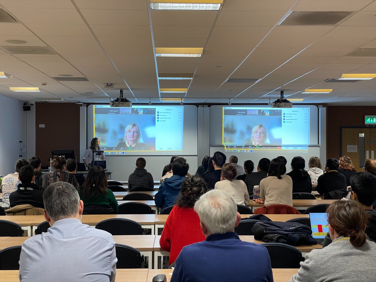 OpenAccessUoB's tweet photo. We had so many excellent questions for Magdalena that led to brilliant discussions, we thought it best to put them in a separate thread! Here they are, as promised, with some useful resources too! https://t.co/8c1TC1RyOT