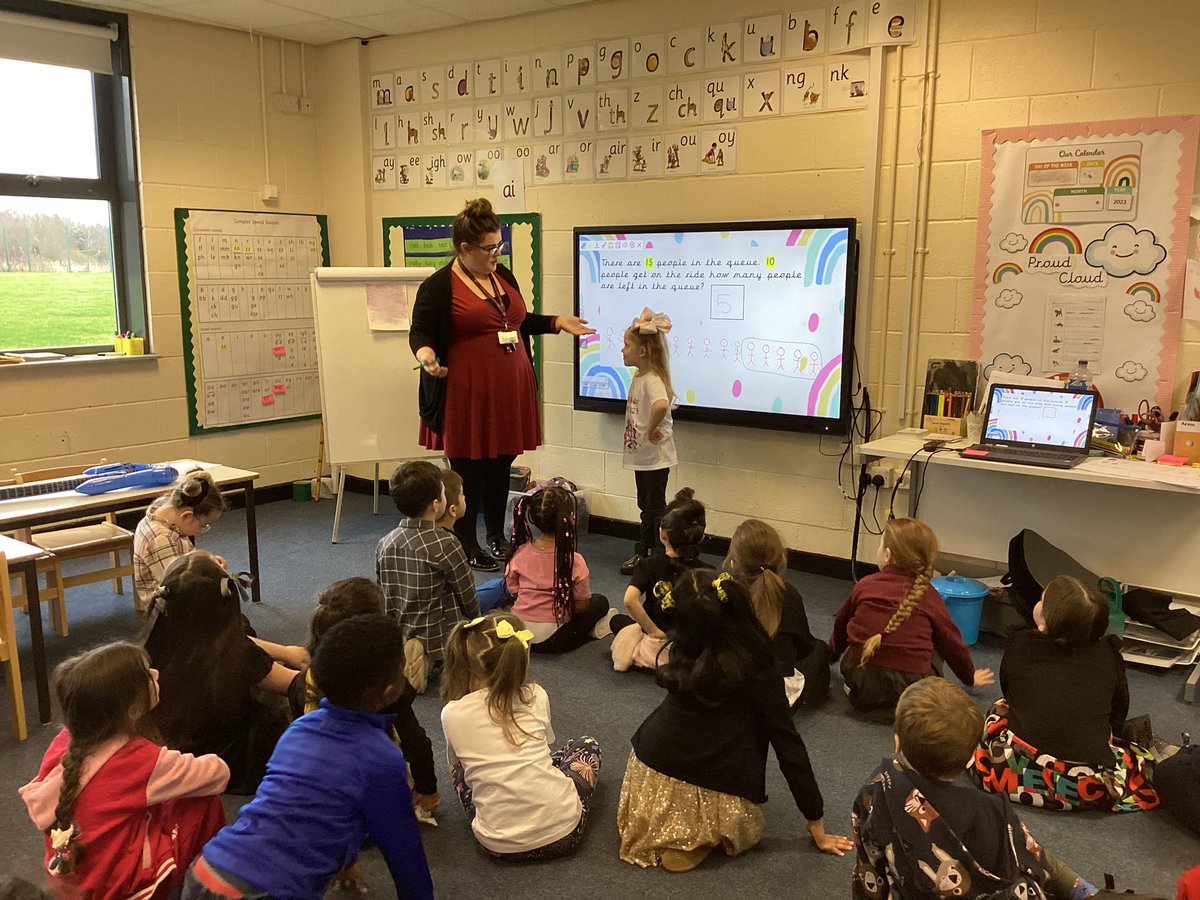 MrsEvansMLP's tweet photo. Thank you for having me this morning Year 1 Yellow @MrsEvansY1MLP! I loved coming to do some fun maths problems with you today and I was blown away by how smart you all are! #NSPCCNumberDay @llpartnership @NSPCC @MrScarrMLP @MabLanePri https://t.co/RjAu9qZlgg