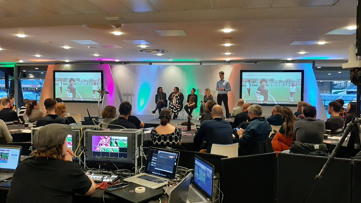 The GM Moving Equalities Panel are discussing how they work collaboratively with communities to help them build #ActiveLivesForAll in a way that works for them🚲

Follow along on our live stream: youtube.com/watch?v=pbcsn0…

#GMMoving