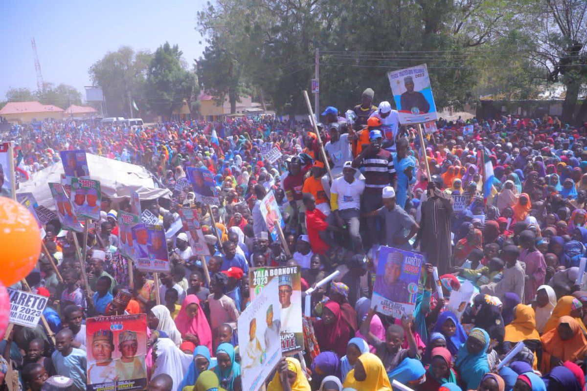 AliShettima18's tweet photo. #Elections2023: @ProfZulum holds APC campaigns across #Mobbar, #Abadam, #Gubio in northern BornoΒ
Governor Babagana Umara Zulum on Thursday, resumed his leadership of APC campaign tour of Northern Borno.
@SpokesmanBornoG @EngrBababe
@bundi58
https://t.co/P3ZUVU4MpL https://t.co/LXk7DCwor8