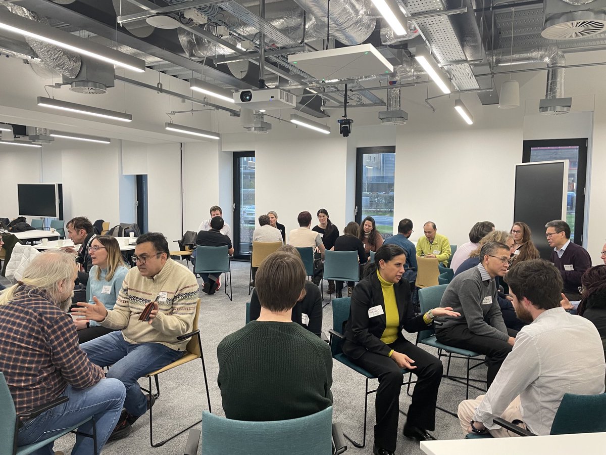 Thanks to everyone who joined in the ‘speed dating’ at our first joint robotics event w Heriot-Watt, ⁦@EdinburghNapier⁩ #SCEBE and UoE yesterday - was great to see so many people and discover so many potential overlaps. Big thanks to the #NationalRobotarium for hosting !