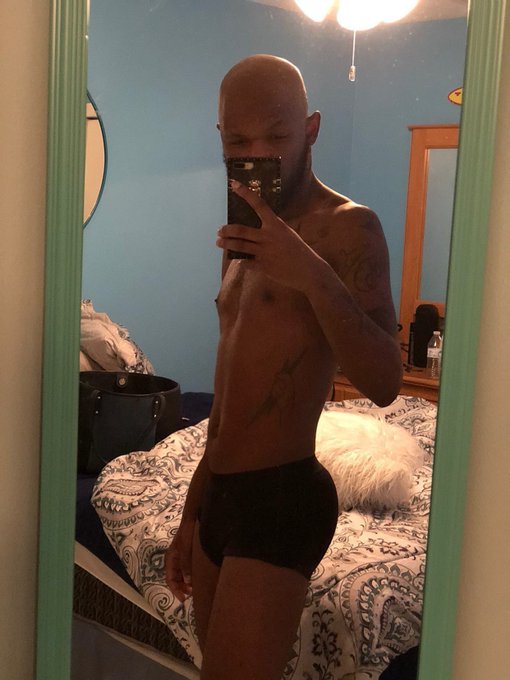 Watch 🦋's leaked NSFW photo on TwXstars