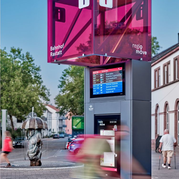 peter_eckart's tweet image. Wir haben den German Design Award in Gold für unser Projekt regiomove zusammen mit netzwerkarchitekten gewonnen und einen weiteren Award für die Zuganzeigen der Deutschen Bahn. Heute ist die Preisverleihung in Frankfurt.
#mobilitydesign#design#mobilitaet

hfg-offenbach.de/de/news/german…