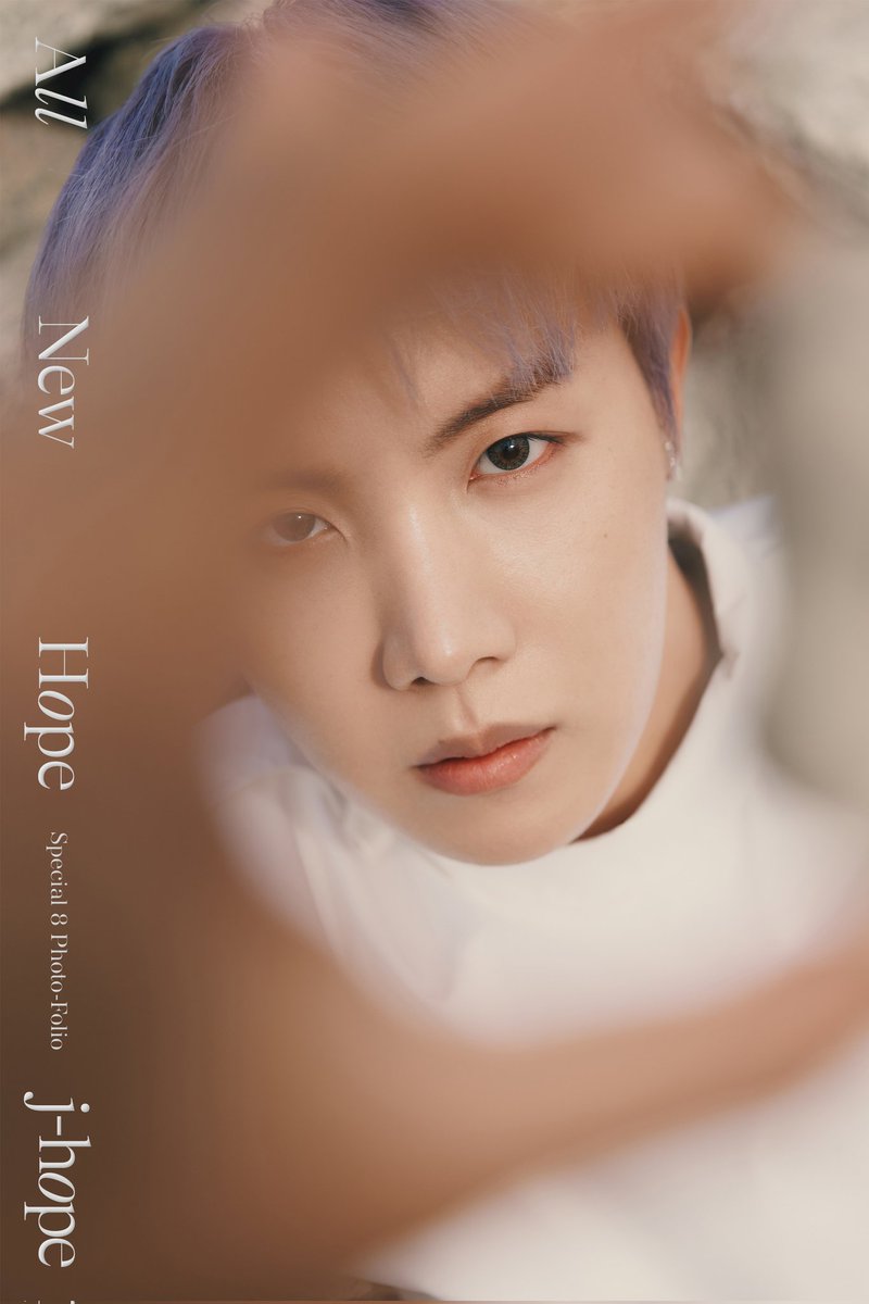 BTSis19's tweet photo. 청순 아련 분위기 무엇 😍💜
#jhope #jhopeINTHEBOX #제이홉인더박스 #JackInTheBox
#JackInTheBoxIsComing https://t.co/Ga1Ltgp1uE
