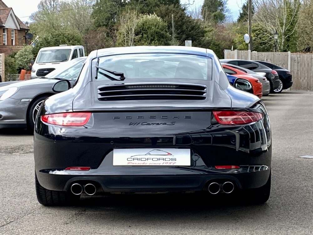 Are you looking for your next Porsche?

Visit our showroom and take your pick - fal.cn/3vB1h