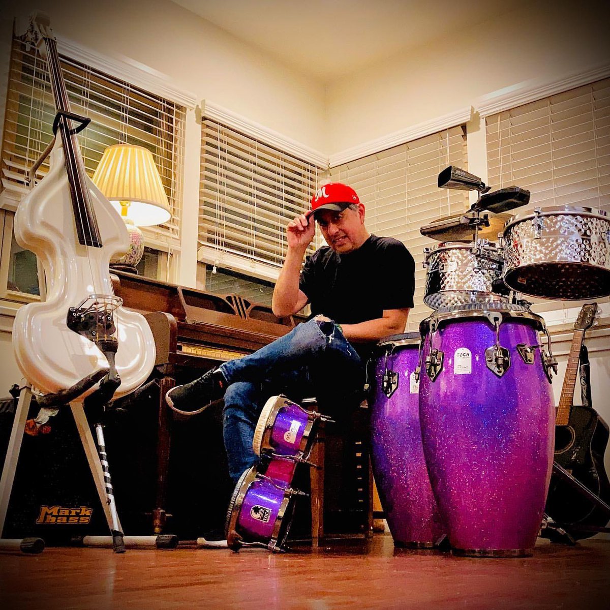 tocaperc's tweet photo. Toca artist @juan_karlos_artist with a gorgeous Toca setup!
#Repost @juan_karlos_artist Rehearsal night with my babys … SANGRE NUEVA
TOCA PERCUSSION! 👊🏼♥️🎶
.
#newrepertoire #regearsal #myfriends #salsaband #cubenmusic #myhousebeautiful #drumstoreveryone #somosfamilia https://t.co/0xCybCrllq