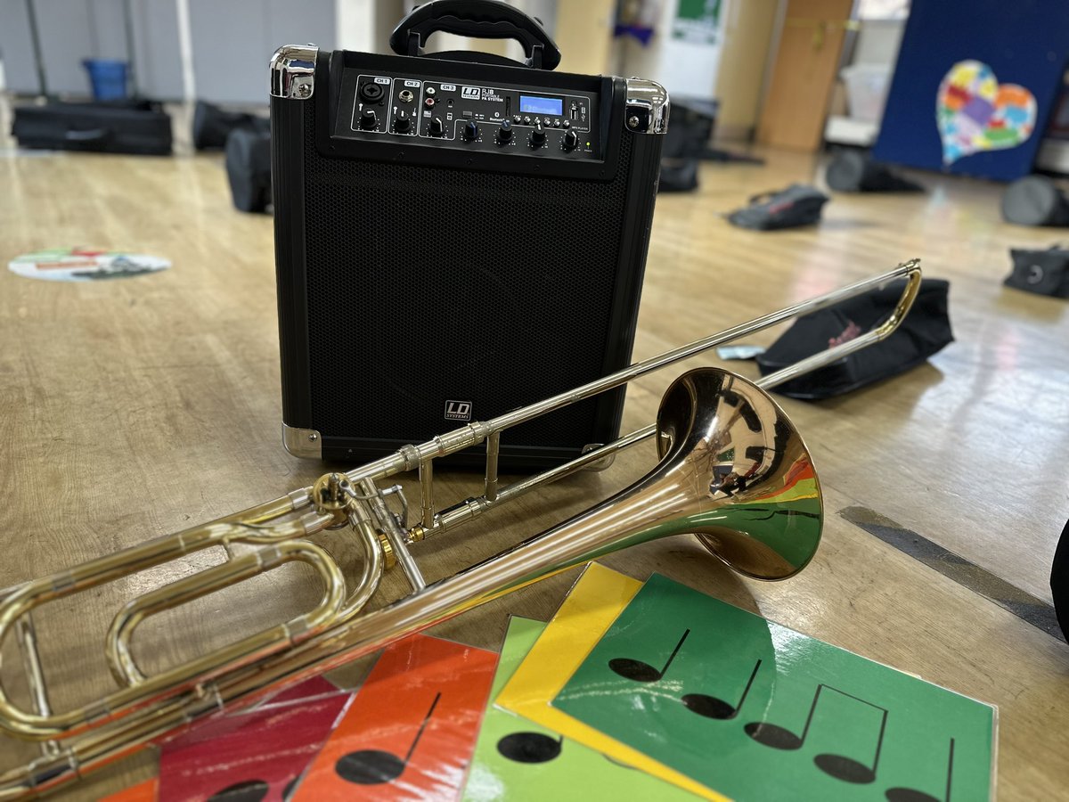 BrassFoundation's tweet photo. All the essentials are ready for our whole class brass lesson @MaryMagsSchool and #ststephensschool this afternoon. Looking forward to new tunes, rhythm games and so much more! @TBMHMusic https://t.co/OJWuTu9pCM