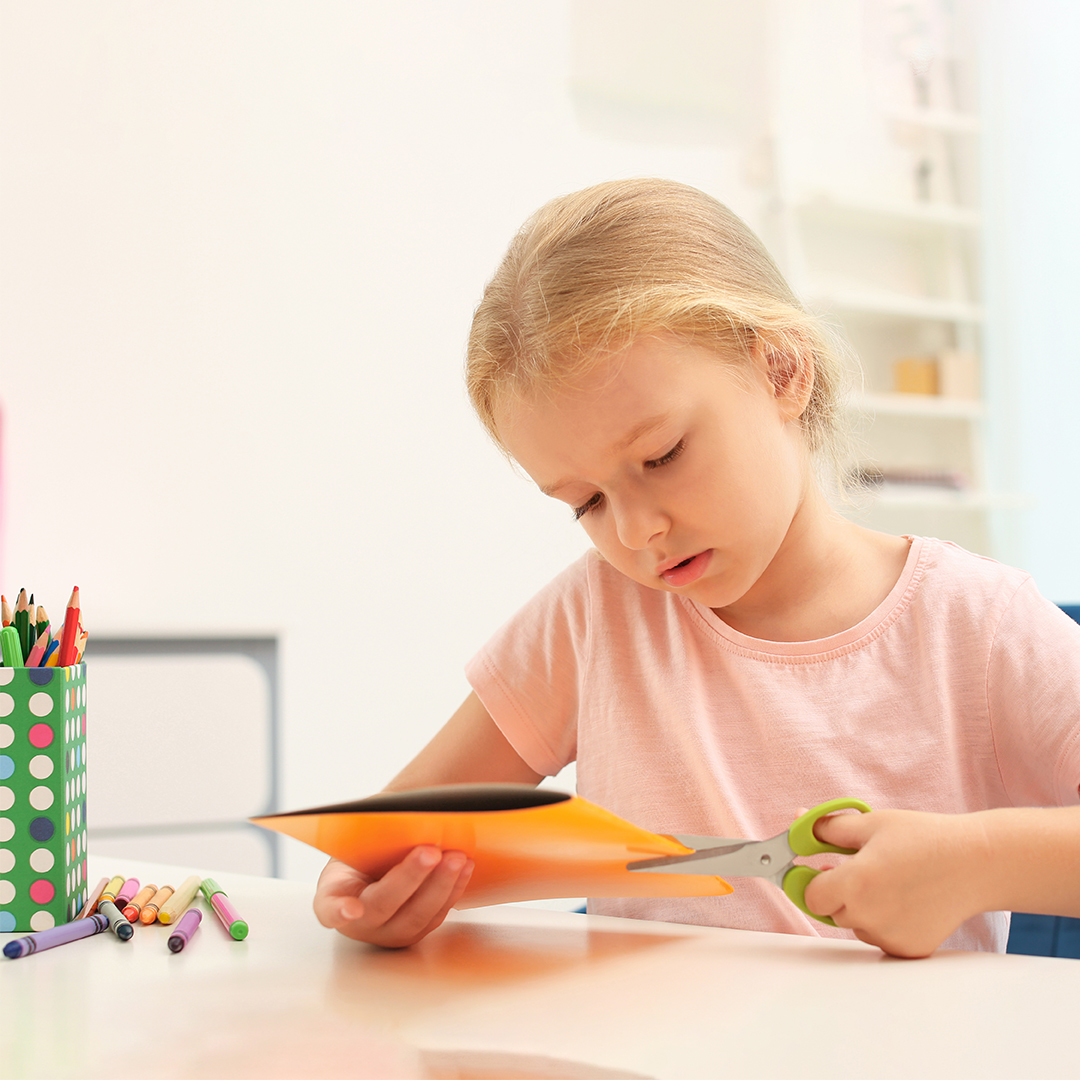 FrizzmoApp's tweet photo. Cutting erasers &amp; notebooks in half are inventive ways to get #Students the resources they need without wasting anything. But if your classroom needs more funds, Frizzmo is the best solution. Find out howFrizzmo is making fundraising #Educational &amp; easy: https://t.co/rHHPDtRjbH https://t.co/Cu4lCPTCBM